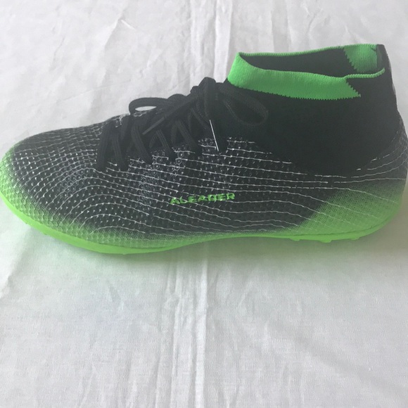 Adidas youth sneakers - Picture 3 of 11